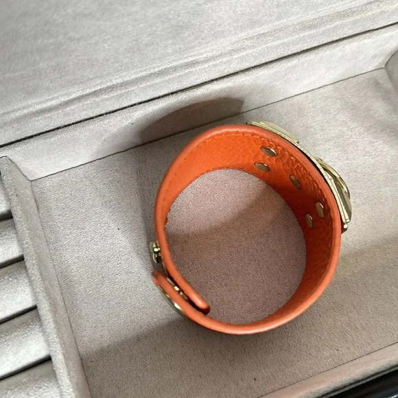 Orange Buckle Snap Faux Leather Bracelet - Picture 7 of 7